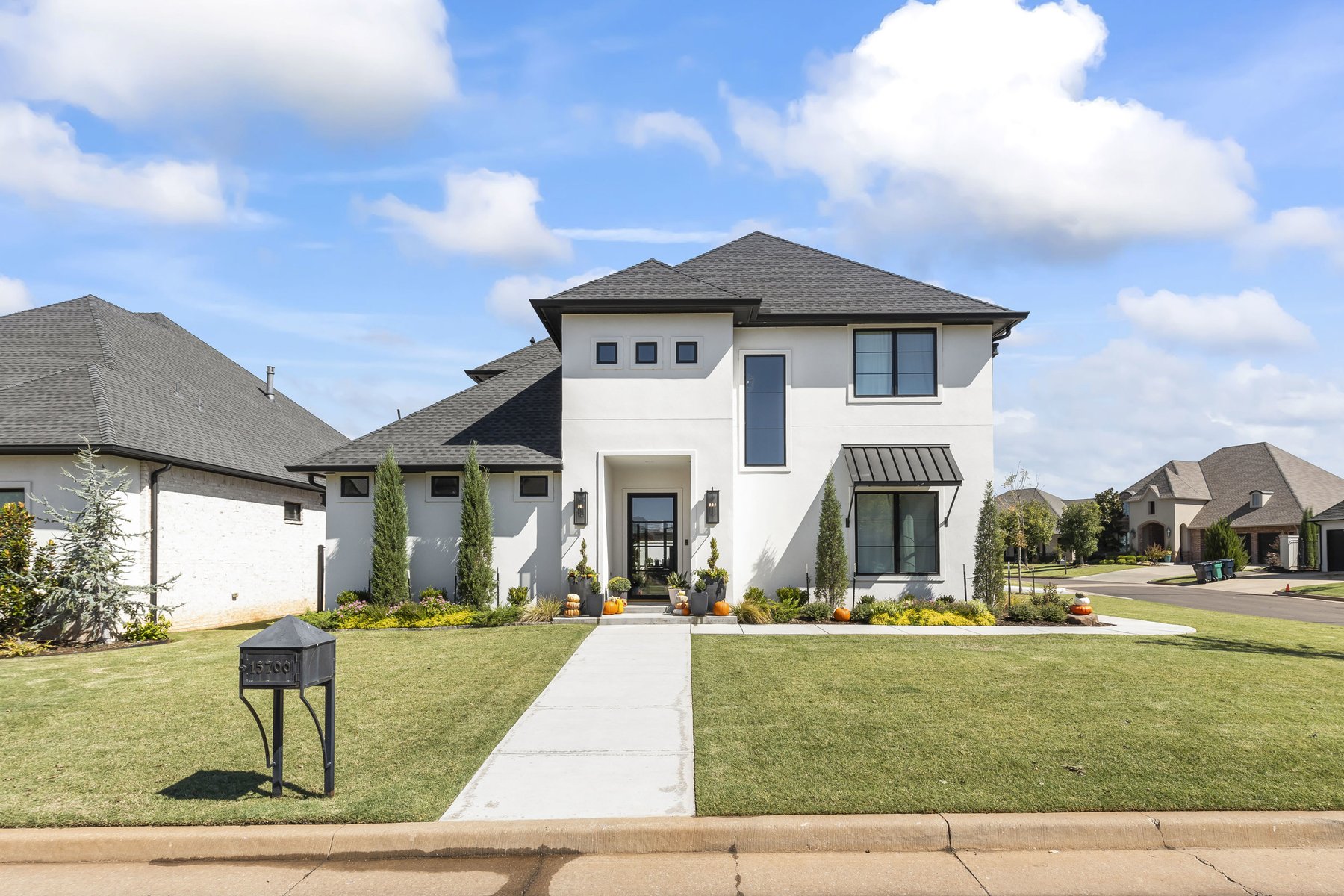 Daytime exterior before virtual twilight conversion